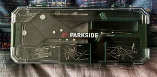 Remachadora Parkside con accesorios