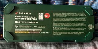 Remachadora Parkside con accesorios