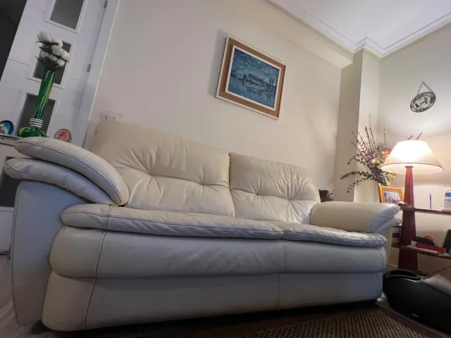 Dos Sofás Divatto Piel 3 Plazas Beige