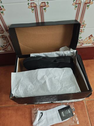 Jordan 4 Black Cat Talla 42