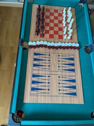 Futbolín, Hockey, Ajedrez, Damas, Billar