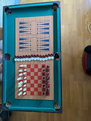 Futbolín, Hockey, Ajedrez, Damas, Billar