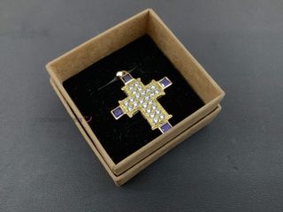 crucifijo oro 18k con piedra con circonita