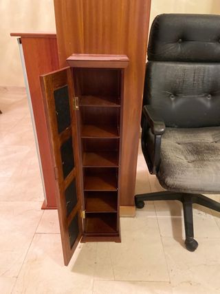 2 Muebles almacenaje madera y cristal