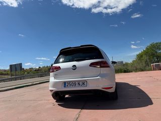 Volkswagen Golf GTI 2015 Mk7