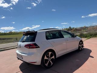 Volkswagen Golf GTI 2015 Mk7