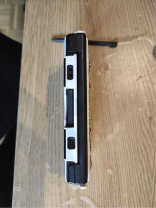 Nintendo DSi Negra + Pokemon Perla