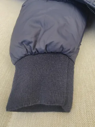 Abrigo Zara acolchado azul marino 18-24m