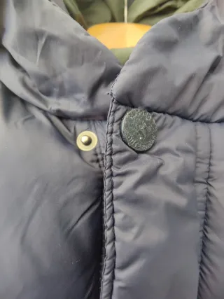 Abrigo Zara acolchado azul marino 18-24m