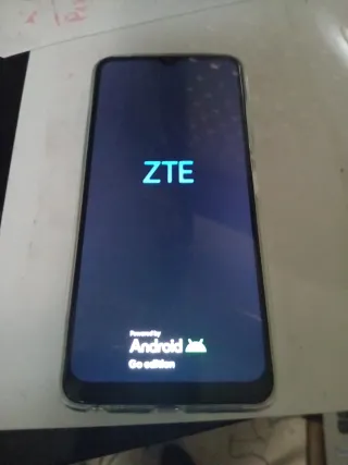 Teléfono azulmóvil negro