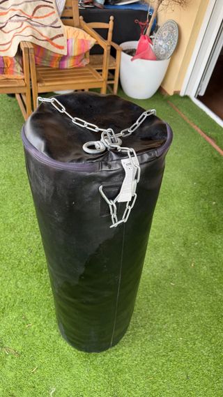 Saco de boxeo OUTSHOCK