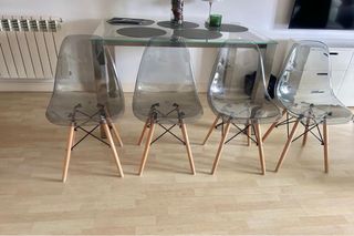Mesa Comedor Cristal y 6 Sillas Diseño