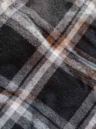 Pantalón cuadros bolsillos