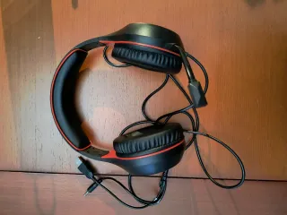 Pacchetto PS4 PRO (Play Station 4)