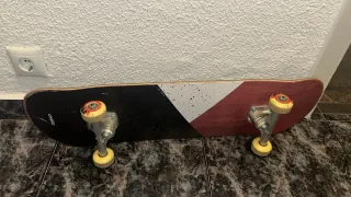 Skate Oxelo Negro y Rojo