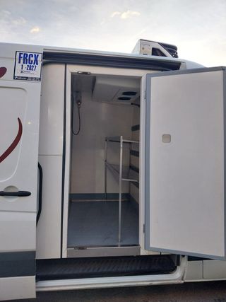 Mercedes-Benz Sprinter 2011