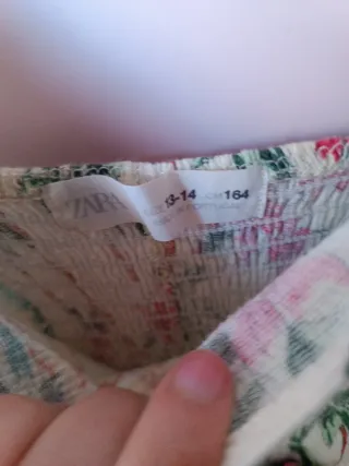 Mono estampado flores y plantas