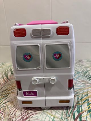 Ambulanza Barbie