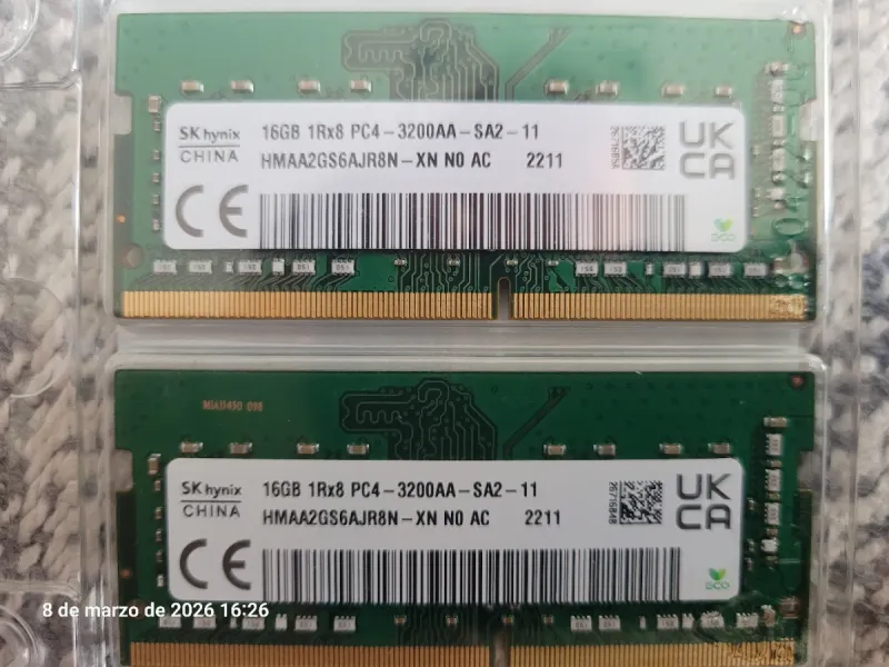 2x SK Hynix 16GB DDR4 SODIMM PC4-3200AA