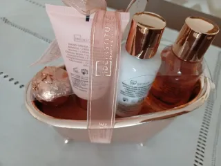 Estuche de baño IDC INSTITUTE