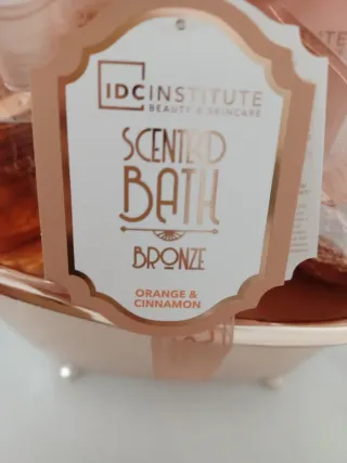Estuche de baño IDC INSTITUTE