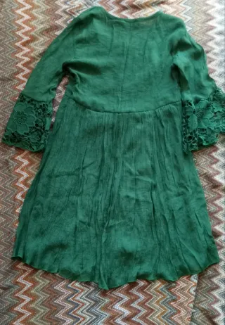 Vestido verde con encaje