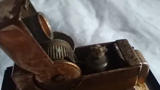 Accendino da scrivania antico