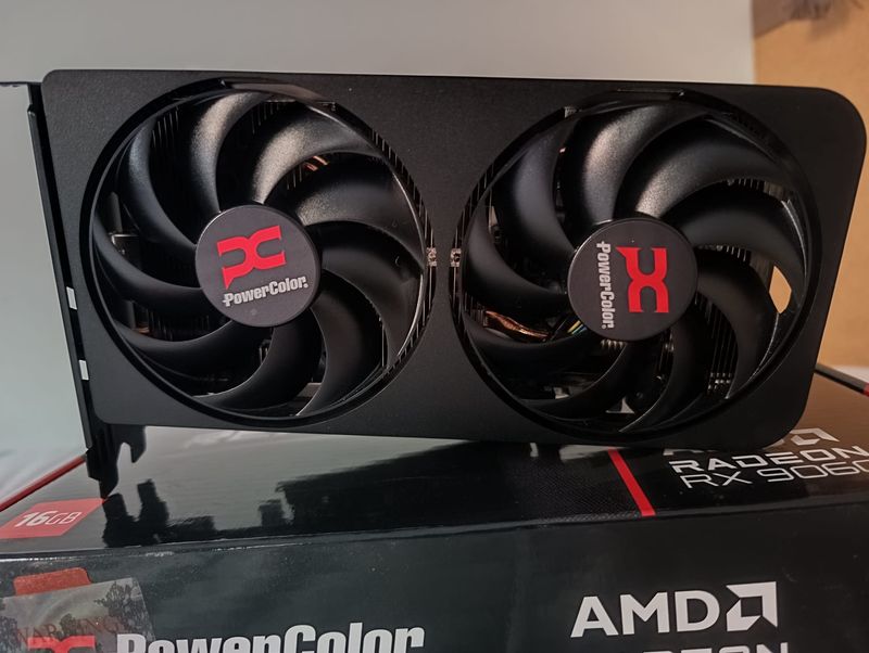 PowerColor RX 9060 XT 16GB afbeelding 2