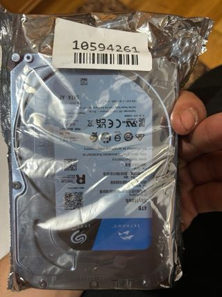 Disco Duro Seagate SkyHawk 4TB SATA