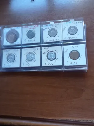 Lote 22 monedas extranjeras diferentes países