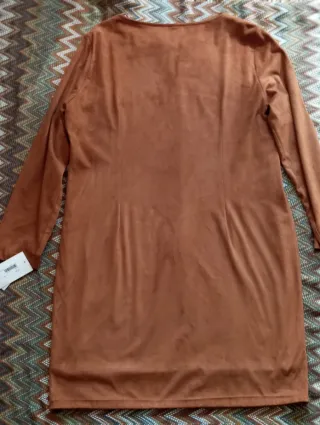 Vestido marrón ante manga larga