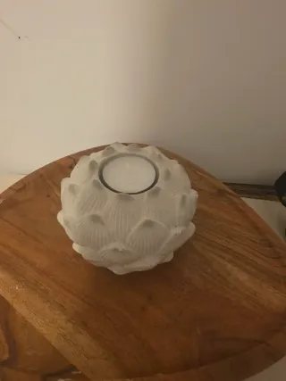 Portavelas Cemento Flor de Loto hecho a mano