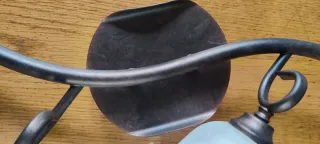 Applique ferro battuto e vetro bianco di Murano