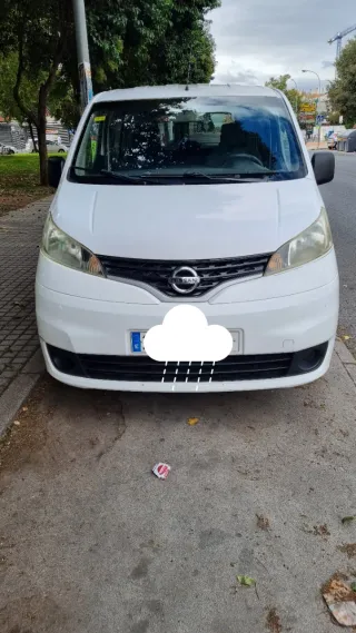 Nissan NV200 2012