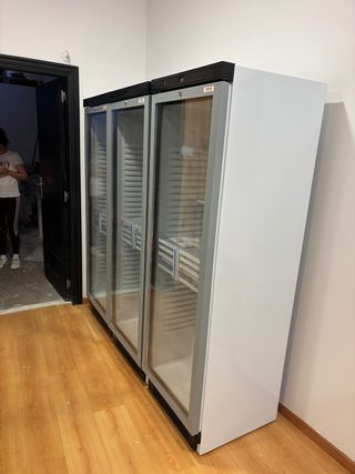 Vitrina expositora de bebidas