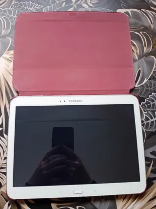 Samsung Galaxy Tab 3 Blanca + Funda