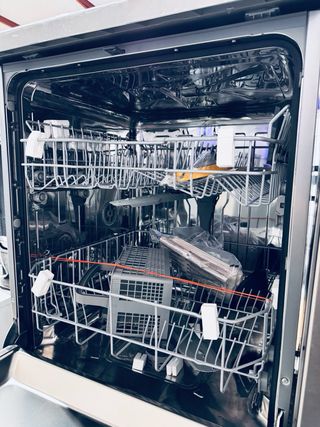 235.Lavavajillas Beko Inox Nuevo Tara Ancho 60