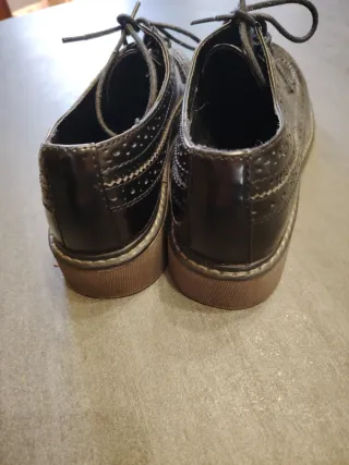 Scarpe donna eleganti brogue nere