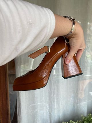 Sandalias con tacón Angel Alarcón