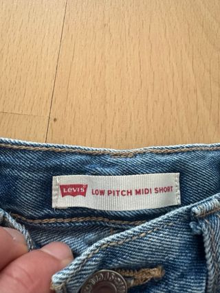 Levi's Low Pitch Midi Shorts Mujer Vaqueros