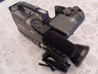 Cámara profesional JVC GY-DV500 + Lente Fujinon