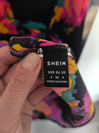 Blusa estampada multicolor