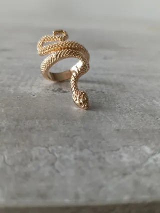 Anello Serpente Dorato Regolabile