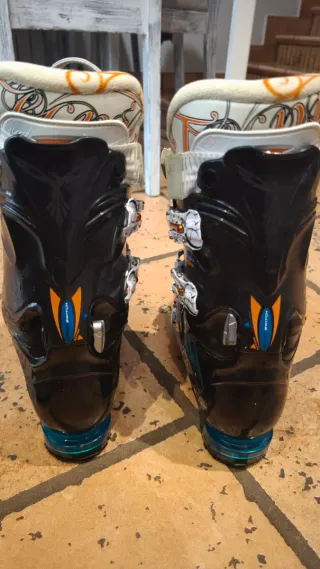 Botas de esquí Tecnica para un 40 de pié