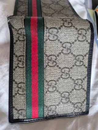 Portafoglio Gucci usato
