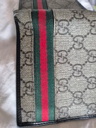 Portafoglio Gucci usato