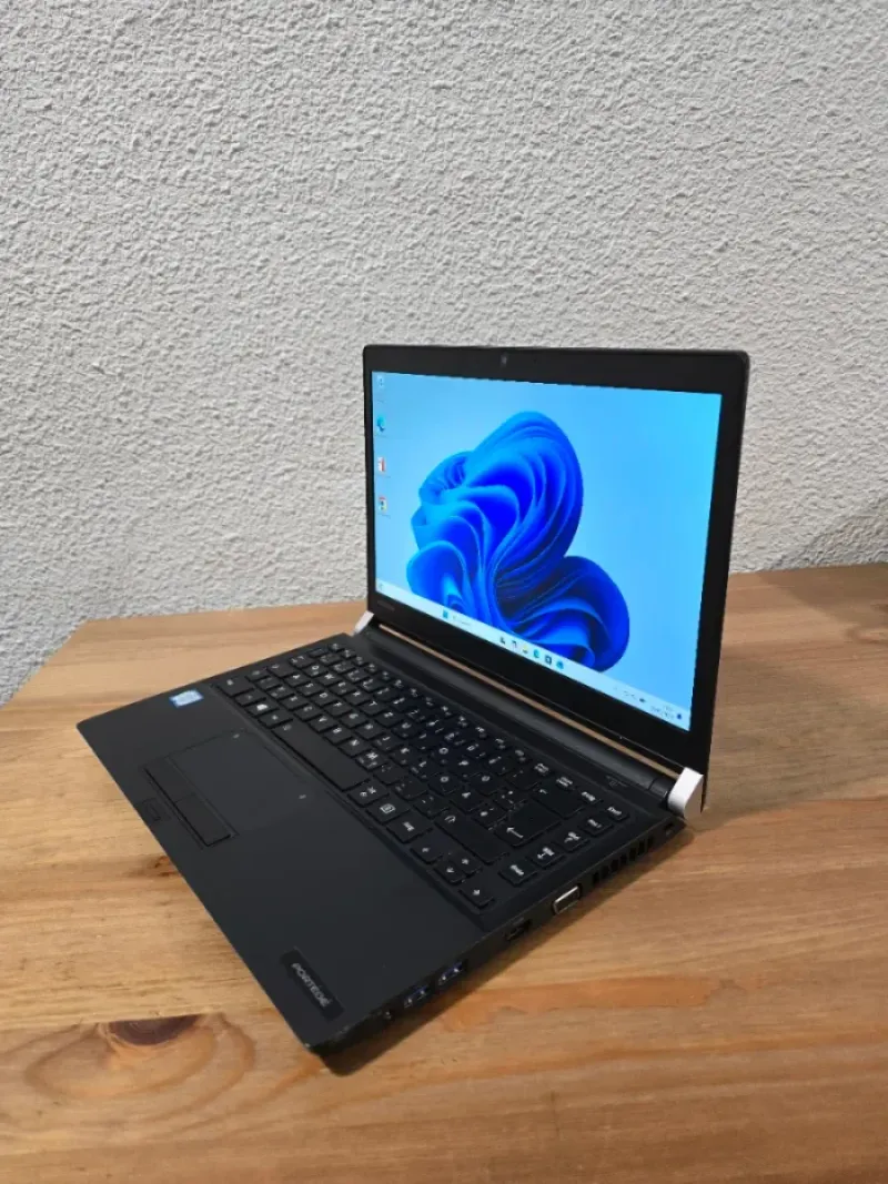 Toshiba Portege i7 | 512GB SSD 16GB RAM | Huella afbeelding 3