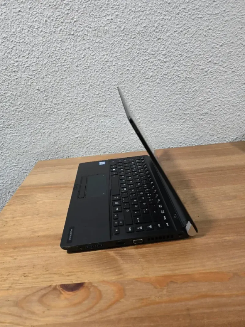 Toshiba Portege i7 | 512GB SSD 16GB RAM | Huella afbeelding 5