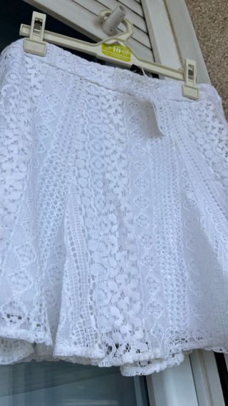 Falda H&M blanca encaje nueva
