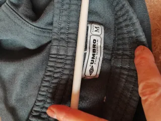 Pantalón deportivo color verde azulado